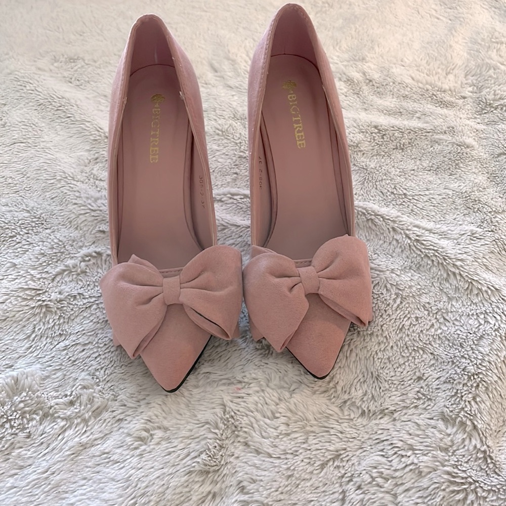 Heels size 6.5